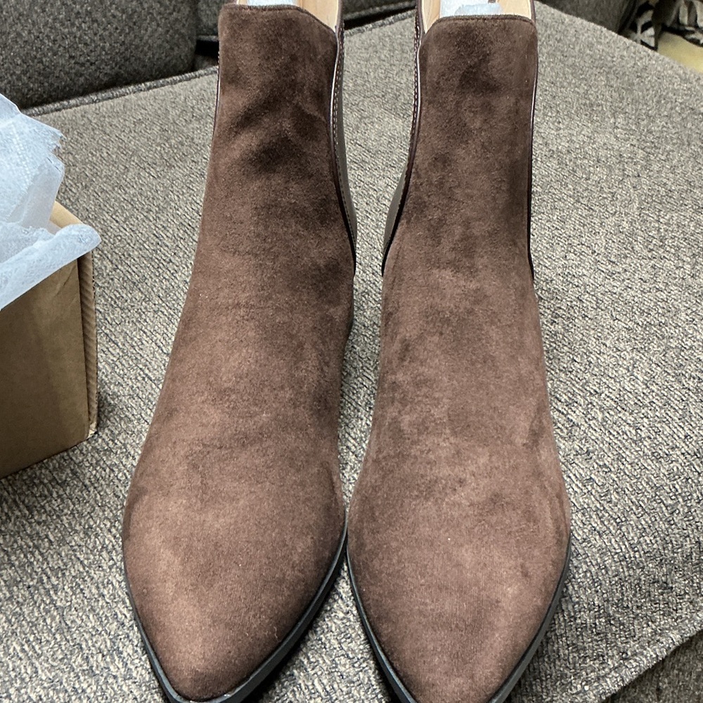 Journee Brown Women's Booties NIB size 12 - Picture 6 of 7